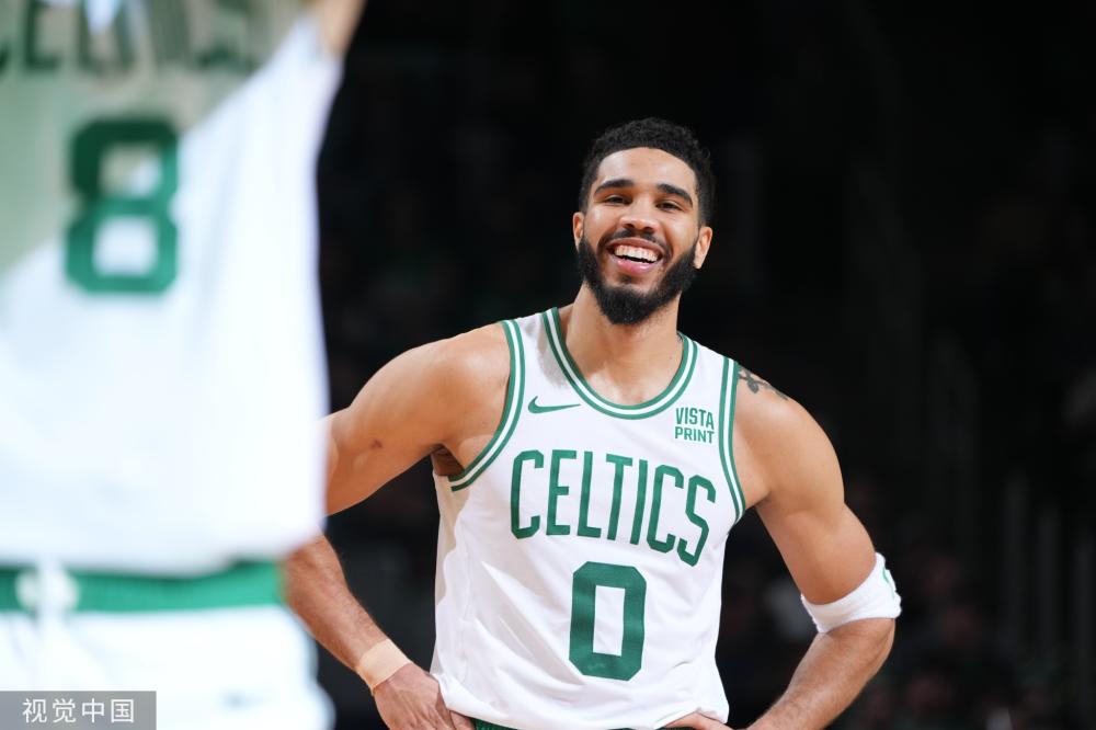 点与劳尔有 点与劳尔有