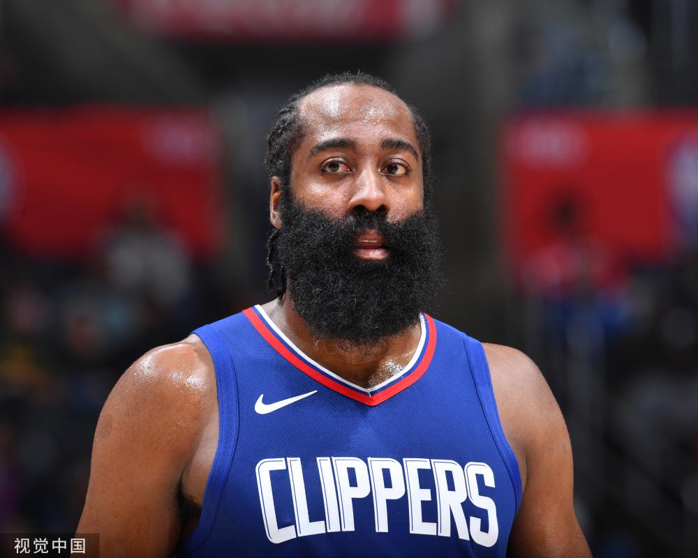 彰显了一名 彰显了一名