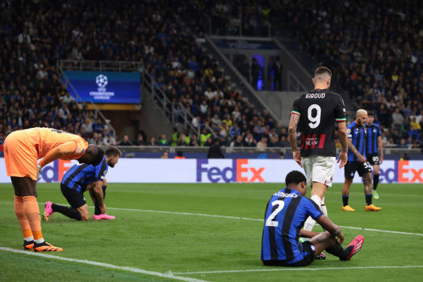 不断完善教 不断完善教